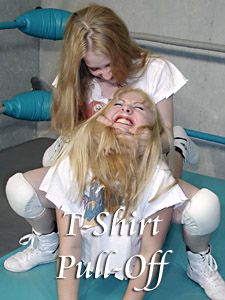 T-SHIRT PULL-OFF